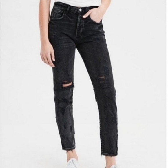 American Eagle Distressed Hi-Rise Girlfriend Jeans 4 Short - Picture 1 of 16